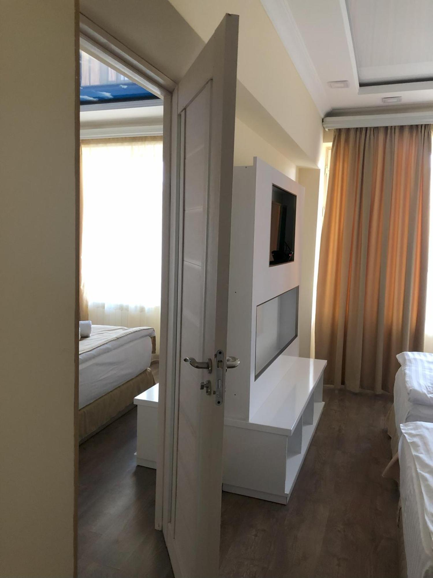 Goris Hotel מראה חיצוני תמונה